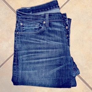 7 for all mankind designer jeans. Straight leg fit.